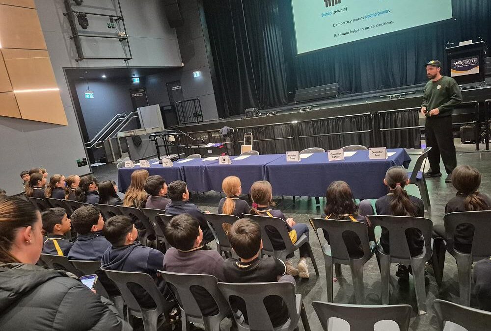 Grade 4 Incursion – ‘Democracy, Community and Me’